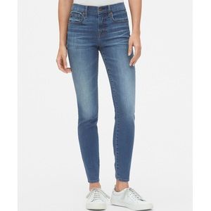 Gap 1969 Always Skinny Jeans 28/6 light wash